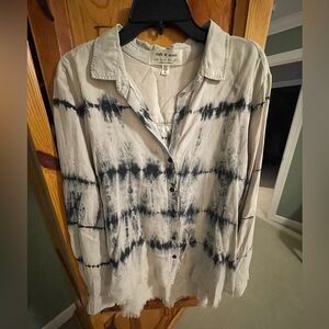 Women's Anthropologie Cloth & Stone Shirt in Cream and Blue - Size XL